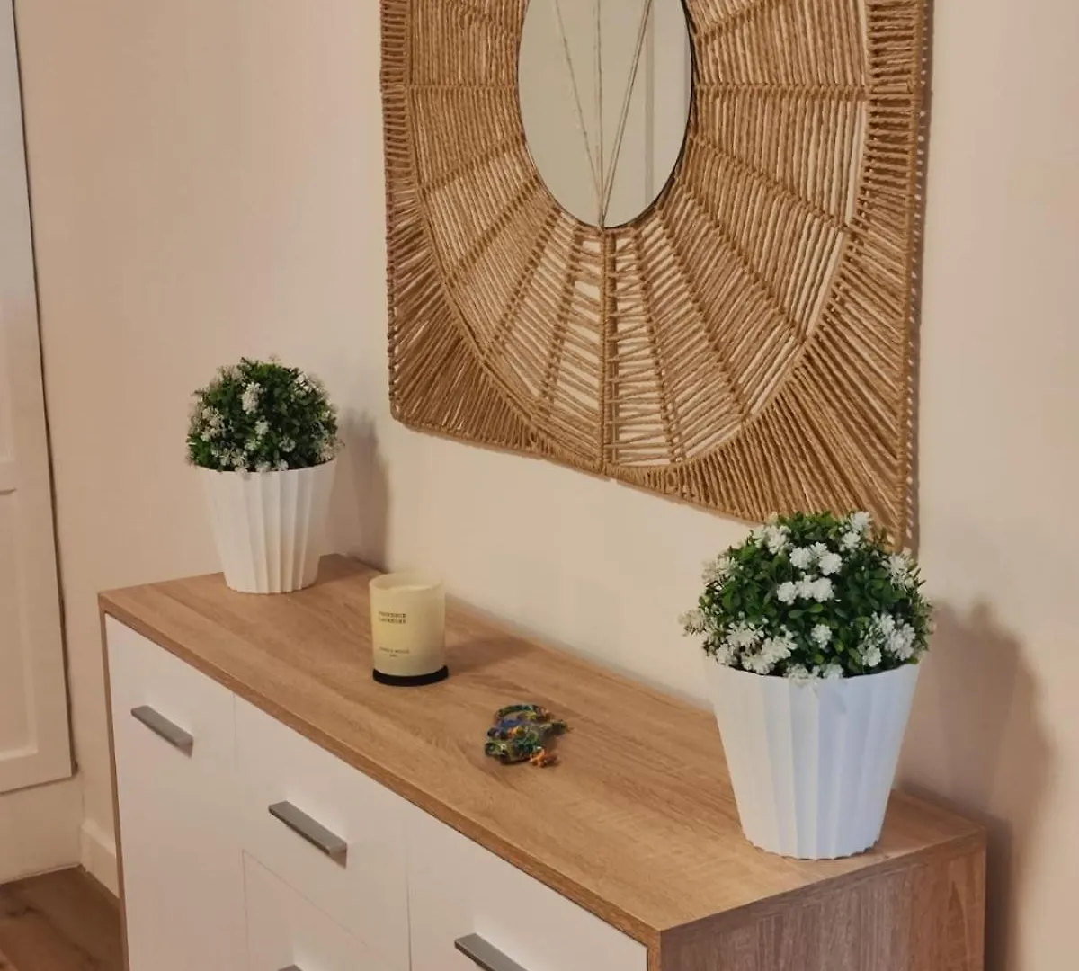 公寓 Ocean View Luxury Big Terrace 1 Bedroom 阿德耶